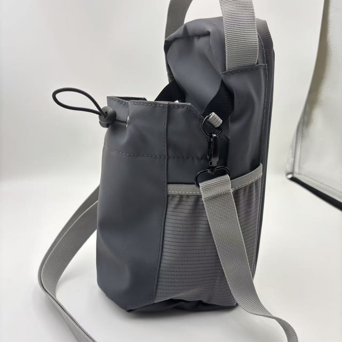 กระเป๋าใส่ขวดน้ำแม่เหล็ก 2025  - Hydration Pack Outdoor บทวิจารณ์และราคา